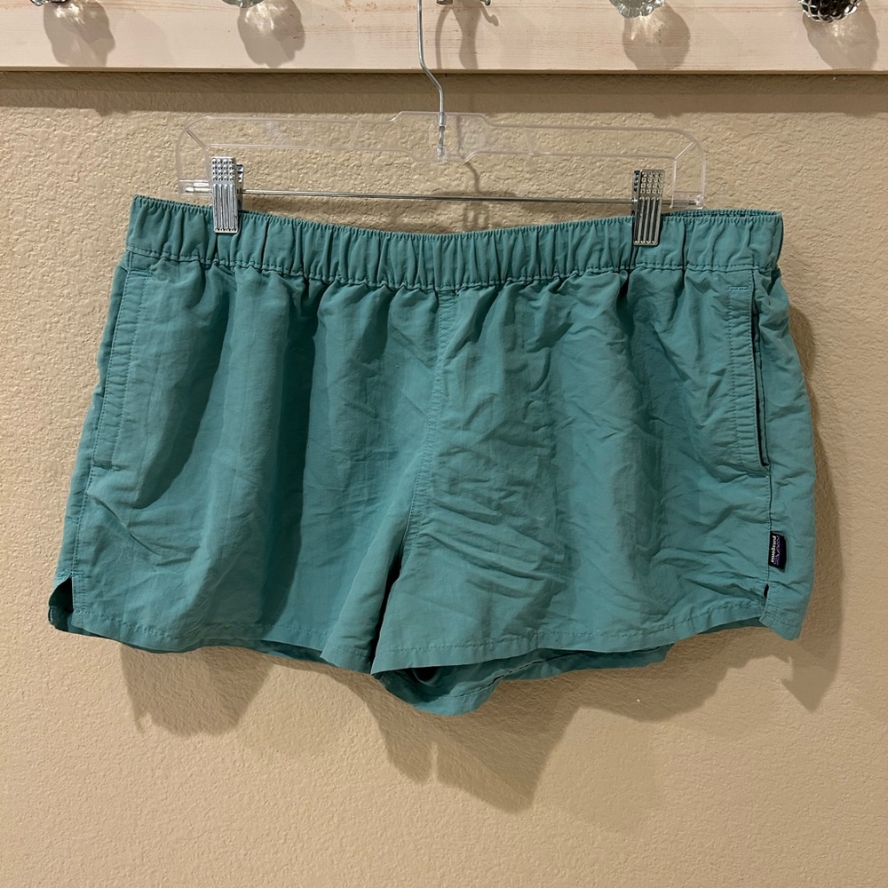 Patagonia Blue/Teal Shorts XL